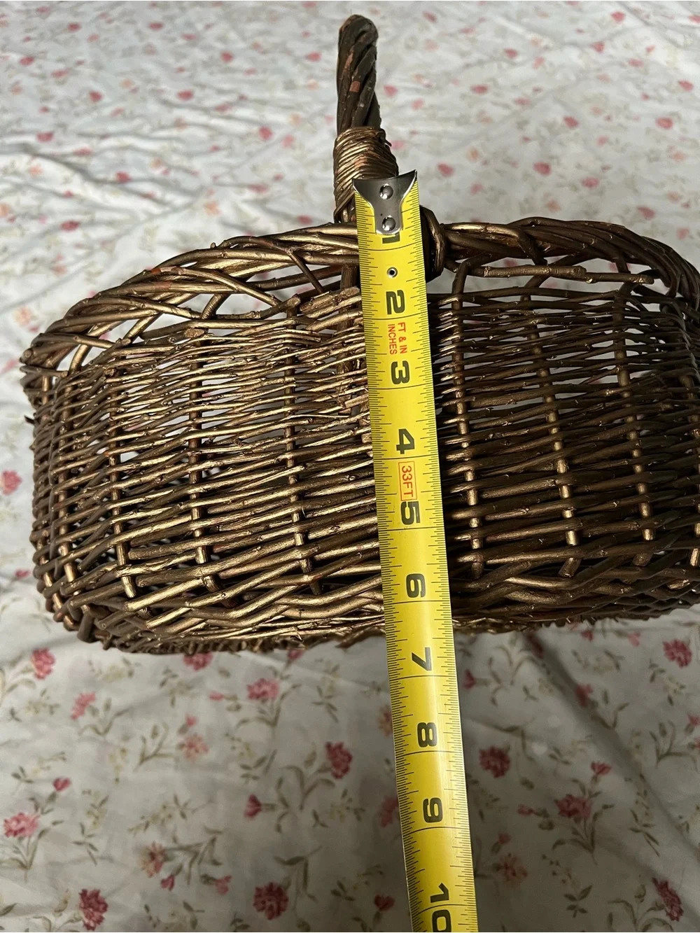 Woven Brown Decorative Willow Picnic Basket with Handle
